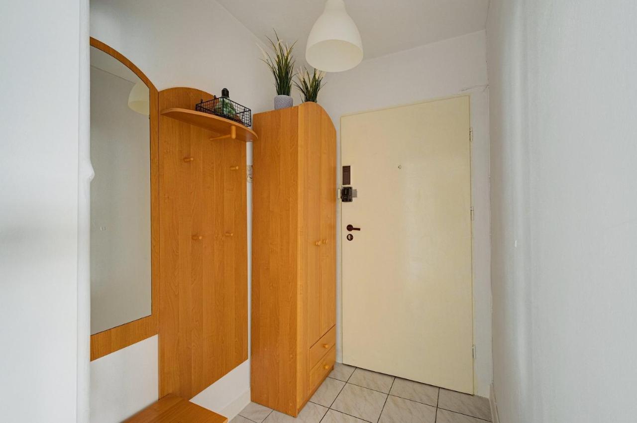 2 Bedroom Apt In Heart Of Warsaw Zgoda 9 Tv70 Bagian luar foto