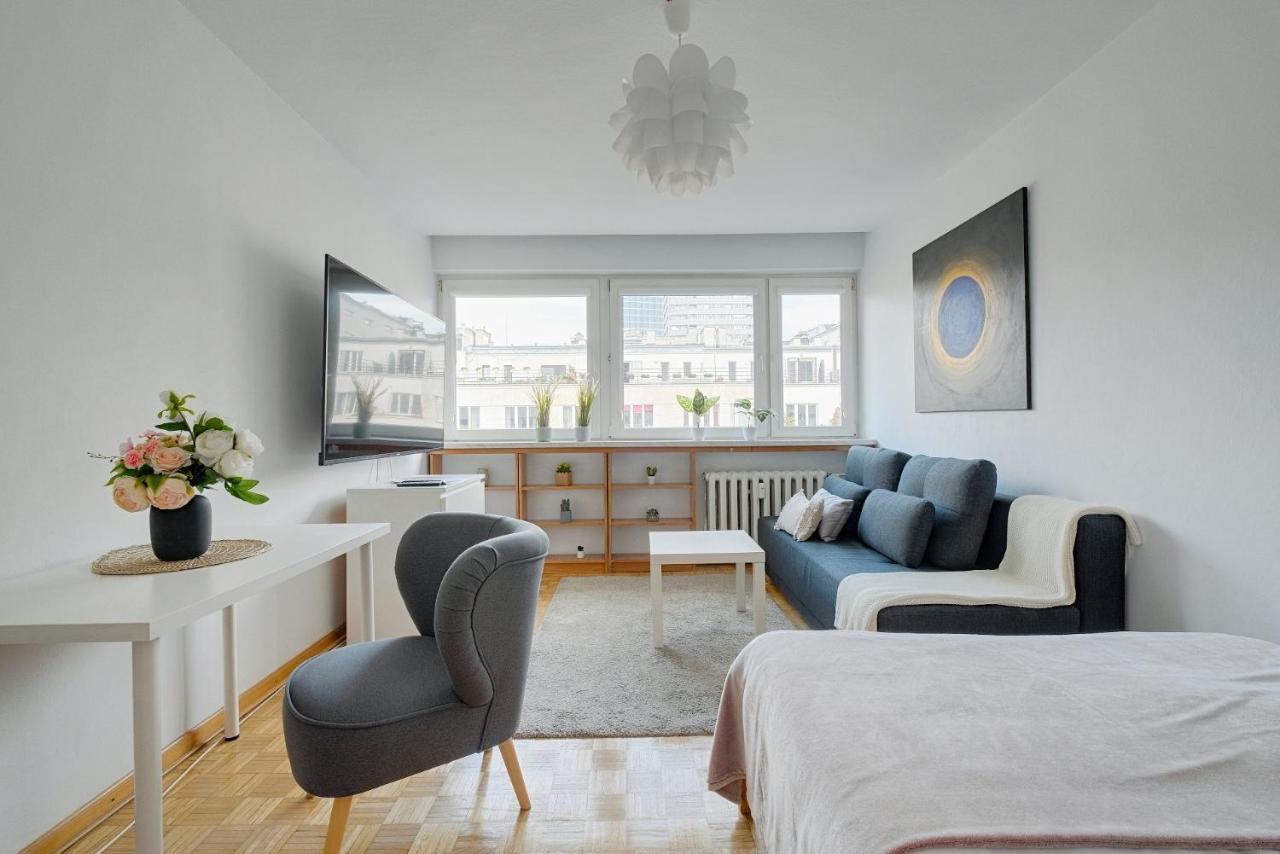 2 Bedroom Apt In Heart Of Warsaw Zgoda 9 Tv70 Bagian luar foto