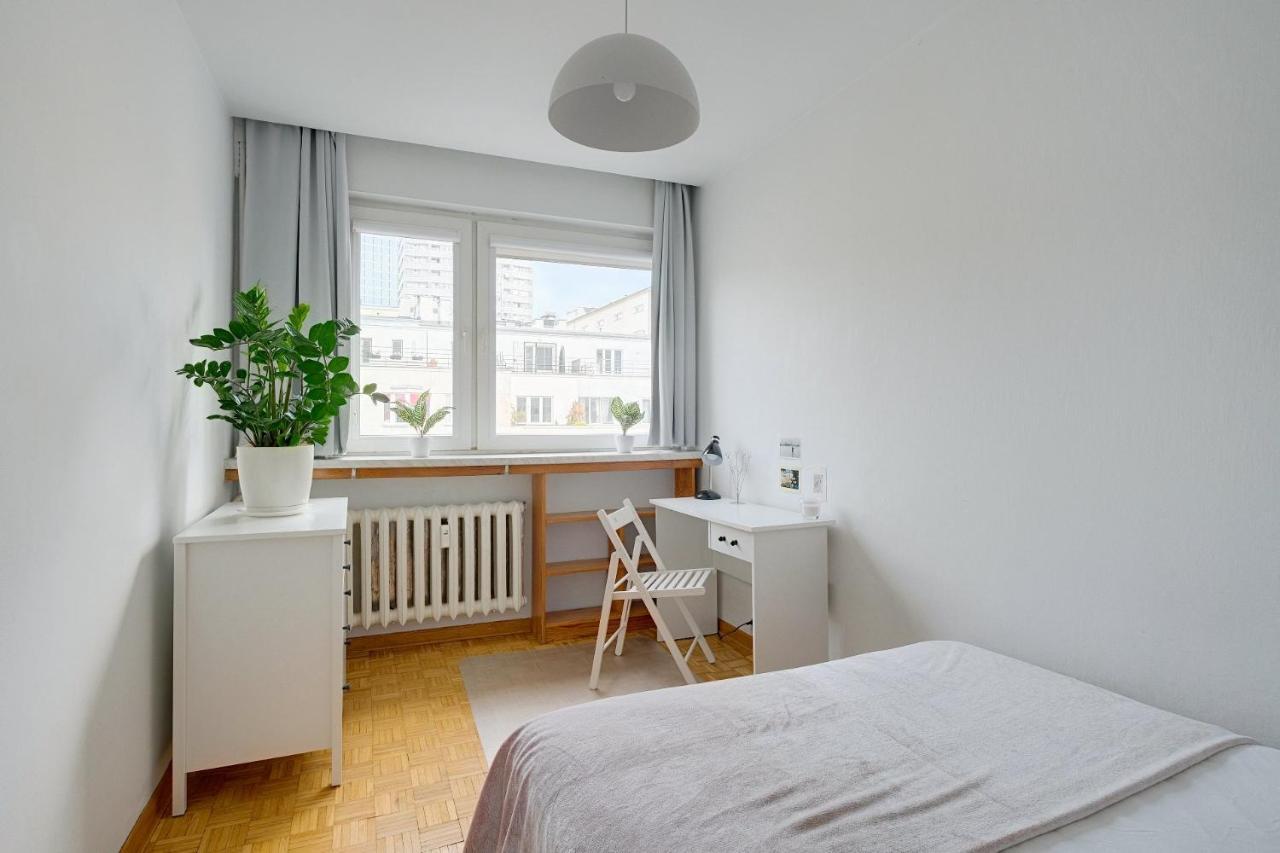 2 Bedroom Apt In Heart Of Warsaw Zgoda 9 Tv70 Bagian luar foto