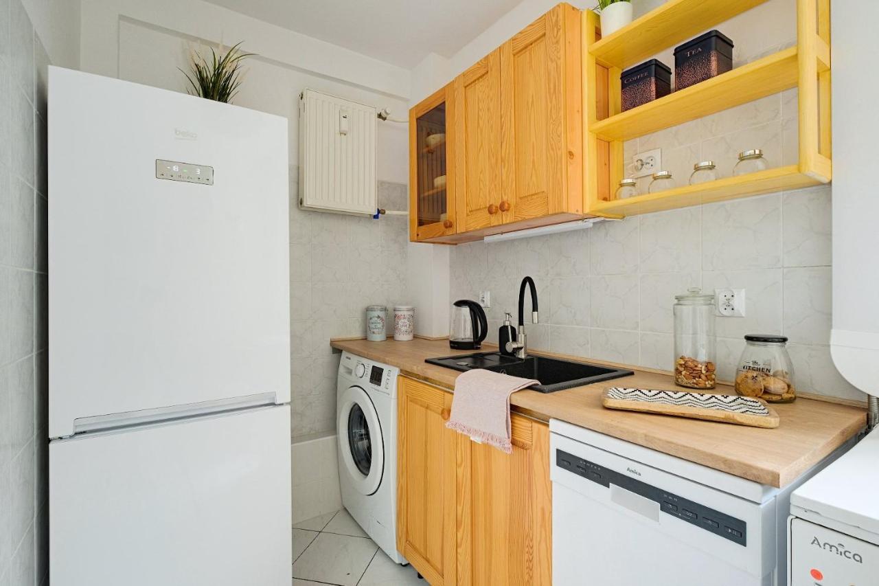 2 Bedroom Apt In Heart Of Warsaw Zgoda 9 Tv70 Bagian luar foto